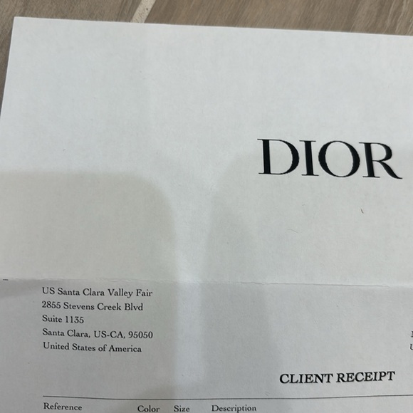 Never been worn DIOR reversible belt - Picture 6 of 7